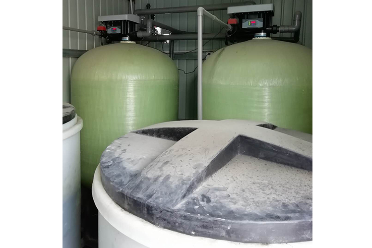 30T/H一備一用軟化水設備